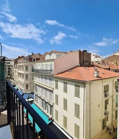 Typique Centre De 公寓